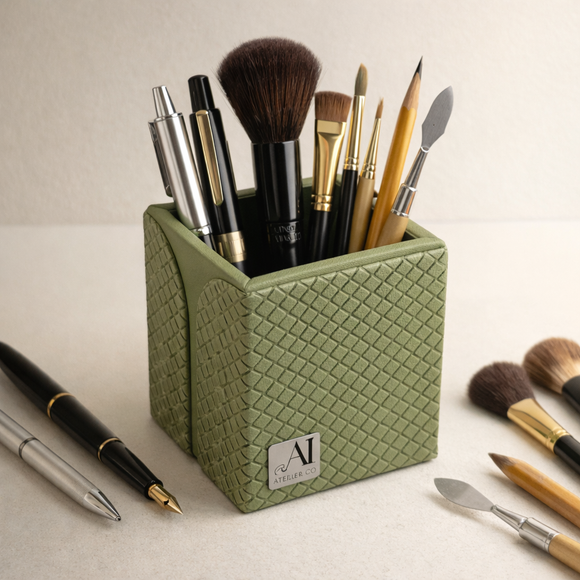 The Sovereign Collection: Classic Single-Slot Vegan Leather Pen Cup (Parrot Green)