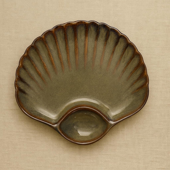 Comfy Homes Ceramic Serving Platter | Elegant Stoneware Snack & Dinner Plate | Stylish Brown Modern Design | Ideal for Starters, Snacks, Desserts & Parties (Red)