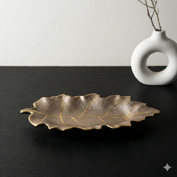 Comfy Homes 12-Inch Ceramic Serving Platter with Brass Finish – Luxury Statement Tableware for Elegant Hosting